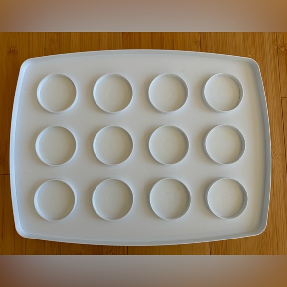 Wilton Cake and Cupcake Carrier, Rectangle, Plastic, Transparent - Picture 4 of 8